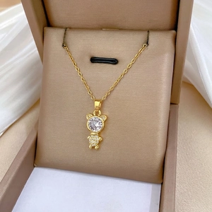 Luxe 3D bear pendant necklace in gold stainless steel with sparkling pavé crystals