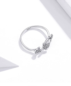 Detailed close-up of S925 sterling silver butterfly ring with sparkling zircon stones