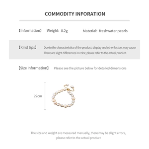 Detailed size chart for the adjustable white pearl bracelet with 22cm total length