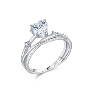 S925 sterling silver heart ring with moissanite stones and crisscross design features