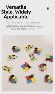 Détail de pendentifs puzzle en émail coloré en forme de cœur et ruban pour bijoux DIY