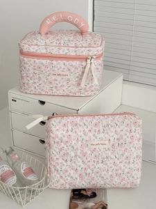 Pink floral corduroy makeup bag set with Melody embroidery and quilted design