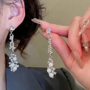 Elegant floral pearl necklace and fringe earring set with sparkling rhinestones for women