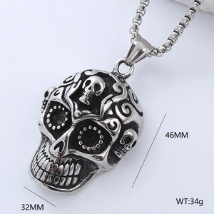 Pendentif crâne punk rétro en acier titane avec hauteur de 46mm et largeur de 32mm