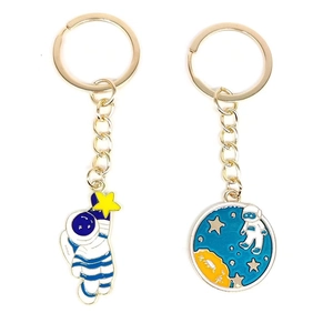 Astronaut Spaceman Planet Keychain Zinc Alloy Enamel Drip Oil Space Theme Cartoon Cute Bag Pendant Keyring Gift