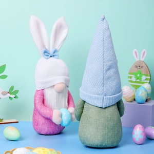 Lot de deux gnomes de Pâques en tricot avec œufs colorés pour décor festif