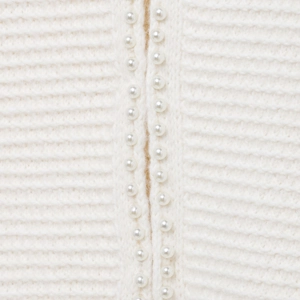Ensemble cardigan en maille blanche avec boutons en perles et détails côtelés