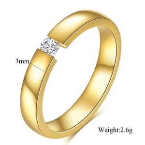 Detailed view of 3mm gold stainless steel ring with stone inlay and weight 2.6g