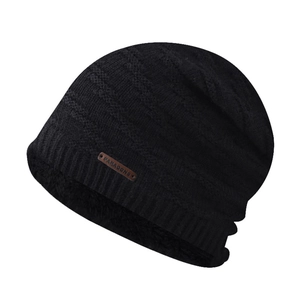 Men's winter knit beanie with warm fleece lining and black cable pattern design