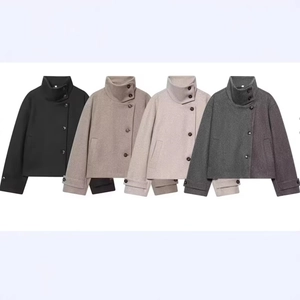 Veste col montant minimaliste en laine pour femme déclinée en quatre coloris