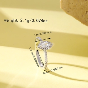 Detail view of large teardrop zircon ring with size and weight 2.1g parameters