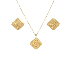 Detailed view of golden rhombus necklace and earrings with textured woven finish