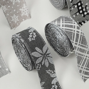 Nastro natalizio in finto lino grigio con fiocchi d'argento per decorazioni festive