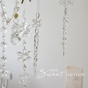 Clear acrylic Christmas snowflake and icicle hanging ornaments for holiday tree decoration