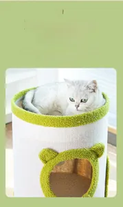 Detalle del nido cilíndrico para gatos de dos capas en vellón suave y sisal verde
