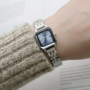 Women's Fashion Square Quartz Watch With Roman Numerals Stainless Steel Band Alloy Case Elegant Ladies Wristwatch Daily Accessory