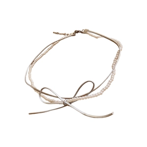 Elegant double-layered pearl choker necklace with a silver bow pendant for women
