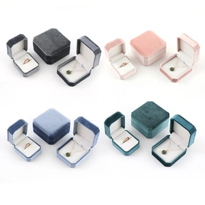 Premium velvet jewelry gift boxes set in grey, pink, blue and green colors