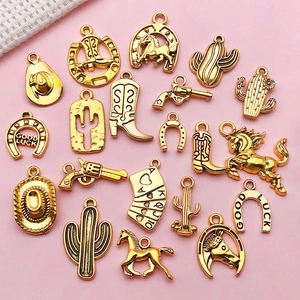 Pendentifs western dorés avec fer à cheval, chapeau et cactus pour accessoires bijoux DIY