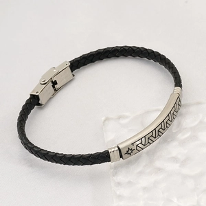 Men's braided leather bracelet with silver pattern metal plate and stainless steel clasp