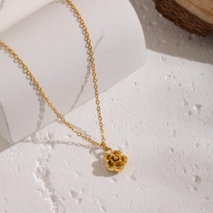 Camellia Flower Pendant Necklace 18K Gold Plated 304 Stainless Steel Waterproof Hypoallergenic Elegant Jewelry For Women