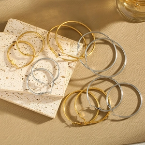 Minimalist Titanium Steel Hoop Earrings For Women Geometric Polished Gold Silver Plated Stainless Steel Round Circle Earrings Jewelry Gift