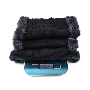 Detail of winter thermal neck warmer showing thick grey plush lining on scale weighing 159g