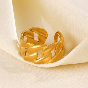 Adjustable golden Cuban link chain ring in polished stainless steel for women