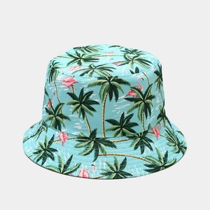 Cappello da pescatore estivo da donna azzurro con stampe di fenicotteri e palme