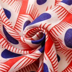Fashionable red and blue oval pattern scarf with soft cotton-linen blend texture