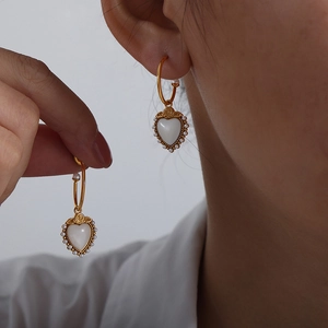 Heart Pendant Hoop Earrings Rose Relief Mother Of Artificial Pearl Shell Beads Stainless Steel Plated Vintage Jewelry For Women