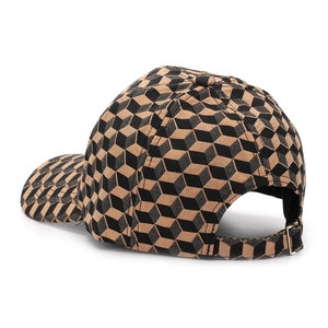 Detail view of the 3D cube pattern and adjustable metal buckle on a baseball cap
