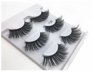 Detail of T02 fake eyelashes kit showing 5 pairs of thick curly black mink effect lashes
