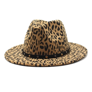 Wide brim leopard print wool fedora hat with studded black band for autumn and winter