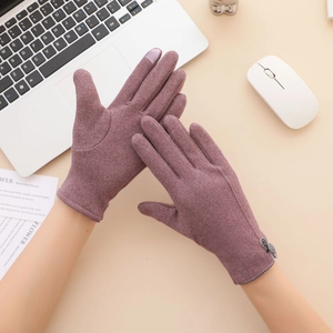 Purple touchscreen thermal knit gloves for women with elegant bow detail for winter