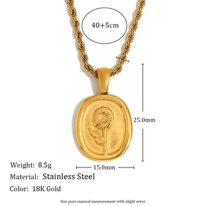 Collier pendentif tournesol carré en acier inoxydable plaqué or 18K avec dimensions et poids