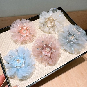Five princess crown hair clips with tulle lace, pearls and gold finish for girls