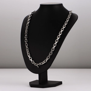 Collier maille jante en acier inoxydable avec fermoir à bascule OT pour un look tendance