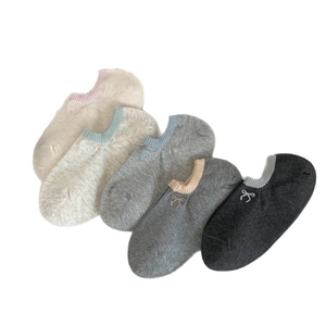Five pairs of breathable cotton low-cut socks with non-slip heels and bow embroidery