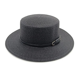 Chapeau de paille noir classique avec boucle de ceinture pour protection solaire d'été à la plage
