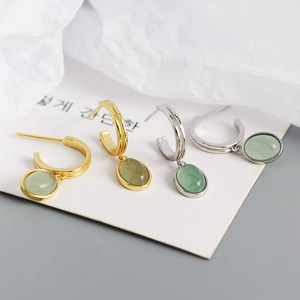 Minimalist S925 silver C-shape earrings with green aventurine oval pendants in gold and silver