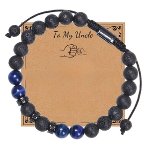 Detail von 8mm blauem Tigerauge und Lavastein-Perlenarmband auf einer Geschenkkarte