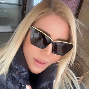 Women Cat Eye Sunglasses Trendy Retro Oversized Frame Metal Trim UV Protection Outdoor Travel Stylish Eyewear