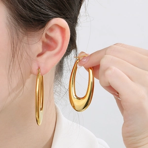 Polished 18k gold-plated stainless steel U-shaped oval hoop earrings for a luxury look