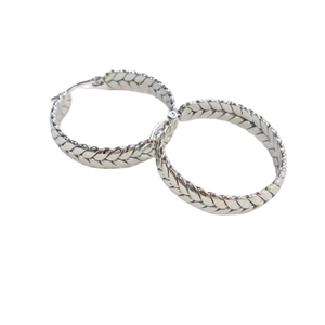 Silver stainless steel hoop earrings with textured wheat pattern in 18K finish
