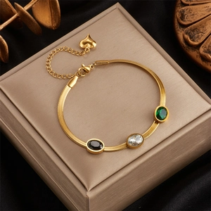 Bracciale a catena serpente dorata con pietre ovali colorate e ciondolo a cuore