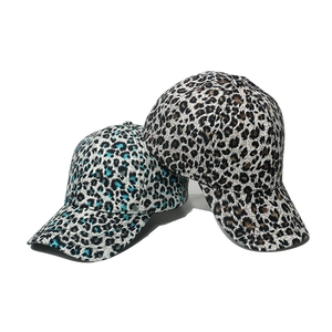 Casquettes de baseball imprimé léopard marron et bleu avec visière courbée pour femme