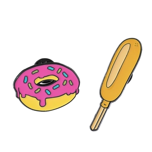Creative hot dog and pink donut enamel pins made of high-quality lacquer metal
