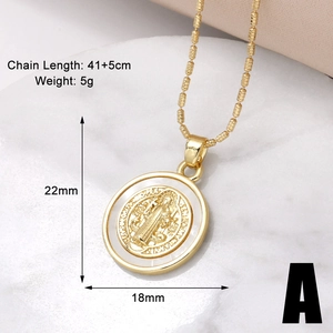 Detailaufnahme der religiösen Goldmedaillon-Halskette mit 41+5cm Kettenangabe