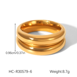 Macro view of 18k gold plated double-layer stainless steel ring with 0.96cm width detail